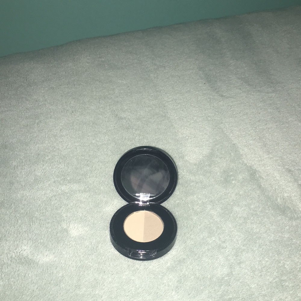 Anastasia Taupe brow powder duo